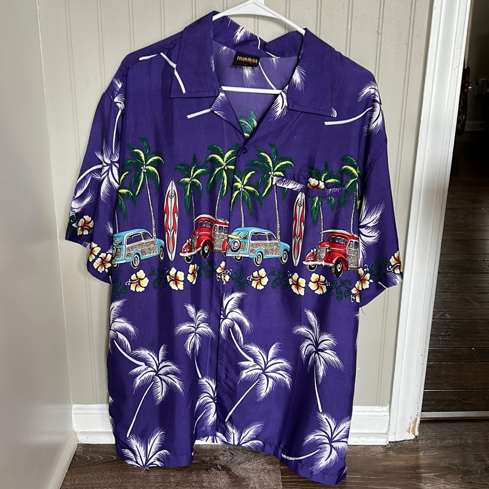 Mahikaa Hawaiian short sleeve button up shirt